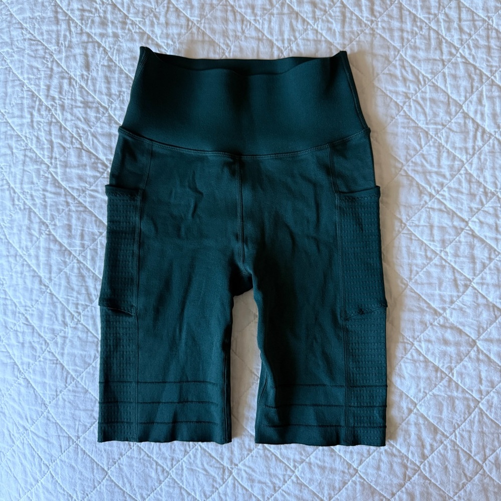 Fabletics High-waisted SculptKnit Pocket Short